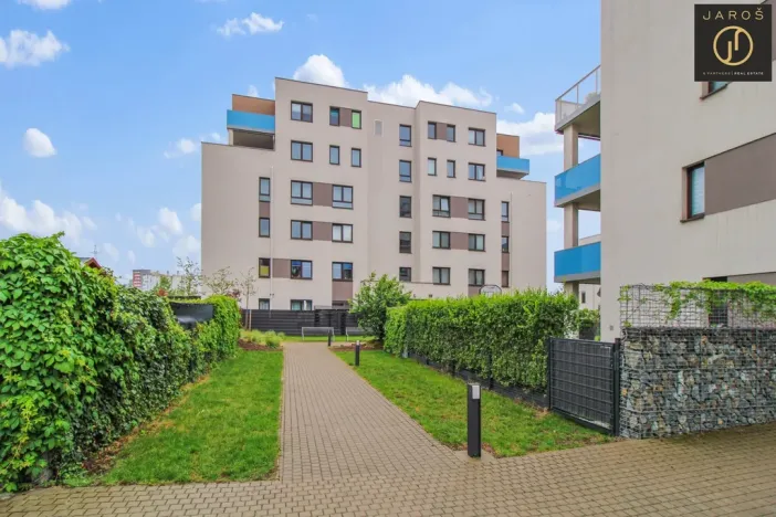 Pronájem bytu 2+kk, Praha - Hloubětín, Saarinenova, 58 m2