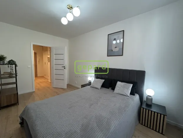 Prodej bytu 2+kk, Praha, Královická, 47 m2