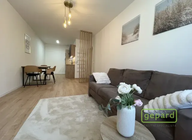 Prodej bytu 2+kk, Praha, Královická, 47 m2