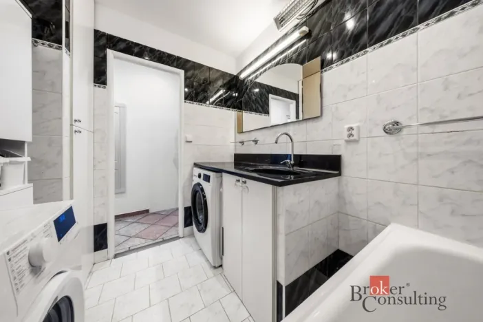 Prodej bytu 3+1, Hradec Králové - Nový Hradec Králové, Hradecká, 82 m2