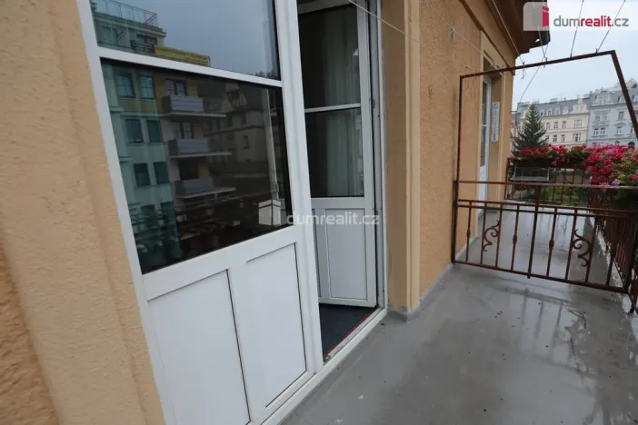 Pronájem bytu 4+1, Karlovy Vary, Moskevská, 130 m2
