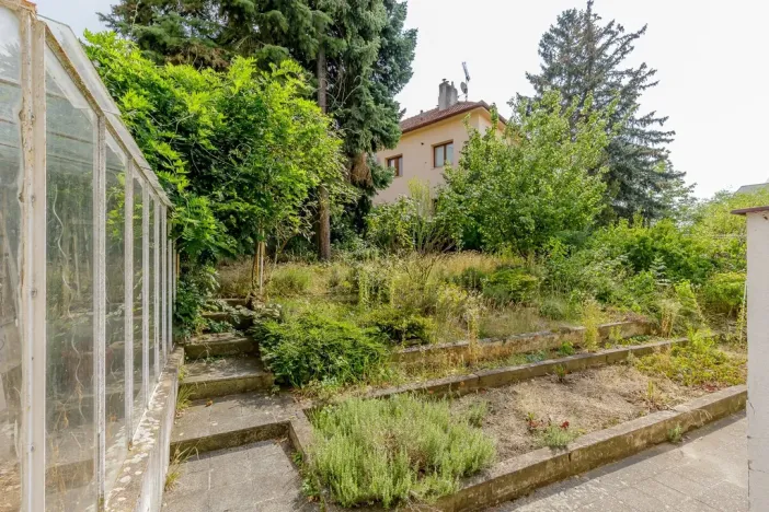Prodej atypického bytu, Praha - Smíchov, U Šalamounky, 100 m2