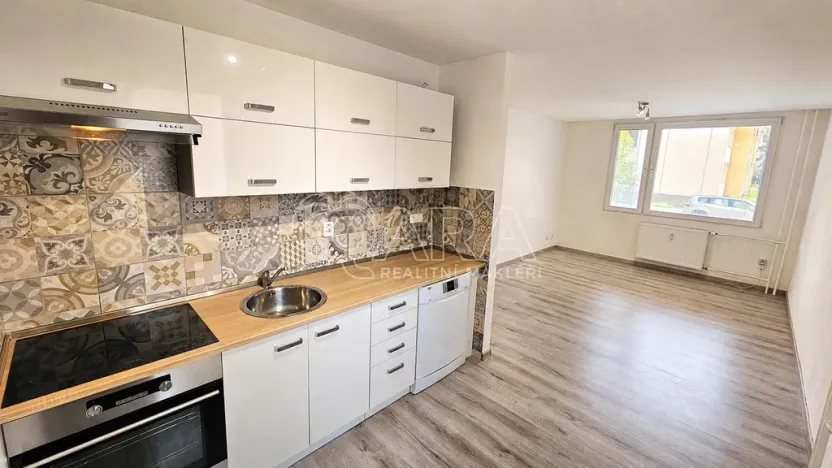 Pronájem bytu 2+kk, Beroun - Beroun-Město, Slapská, 43 m2