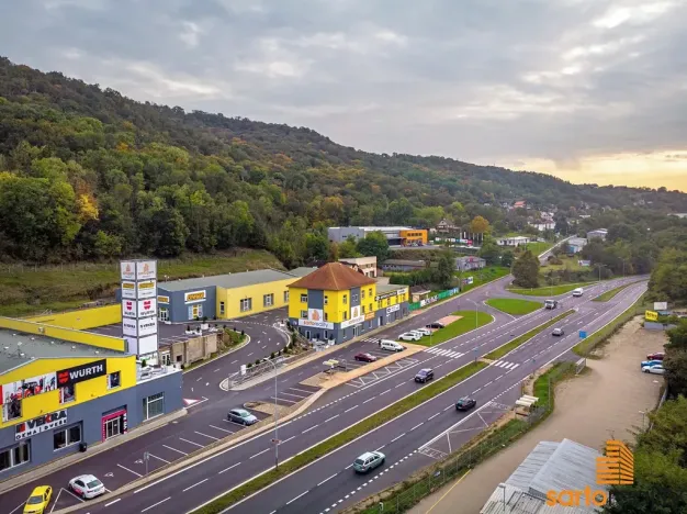 Pronájem obchodního prostoru, Ústí nad Labem, Žižkova, 420 m2