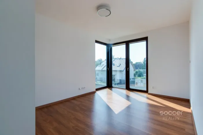 Pronájem rodinného domu, Praha - Horní Počernice, U Zimoviště, 137 m2