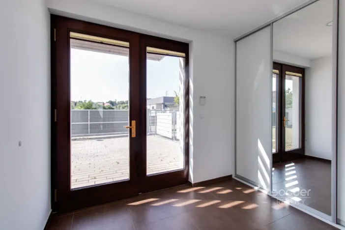 Pronájem rodinného domu, Praha - Horní Počernice, U Zimoviště, 137 m2