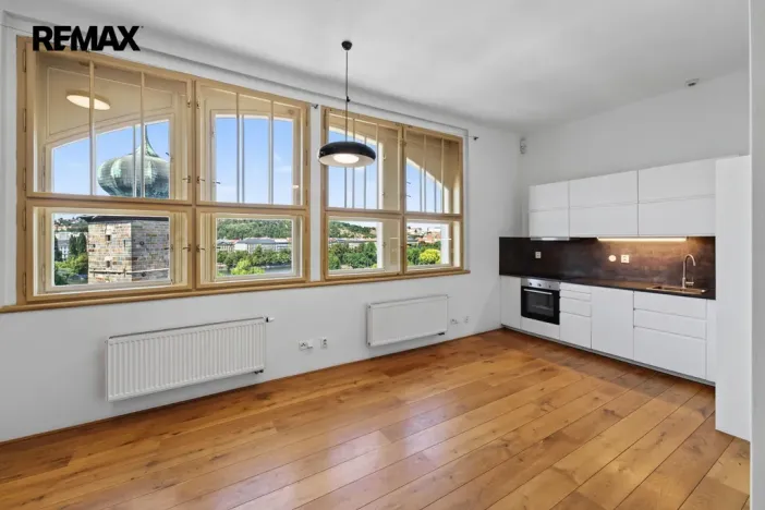 Pronájem bytu 2+kk, Praha - Nové Město, Masarykovo nábřeží, 100 m2