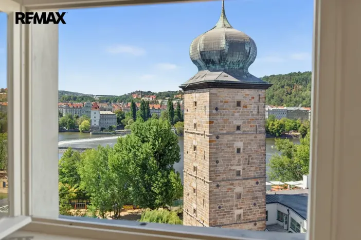 Pronájem bytu 2+kk, Praha - Nové Město, Masarykovo nábřeží, 100 m2
