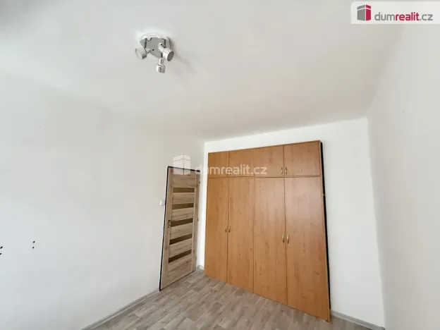 Prodej bytu 3+1, Karviná - Ráj, U Lesa, 64 m2