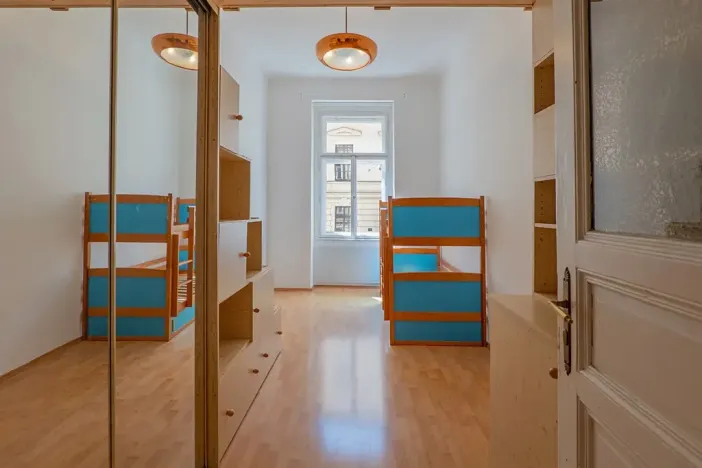 Prodej bytu 3+1, Praha - Malá Strana, Petřínská, 76 m2