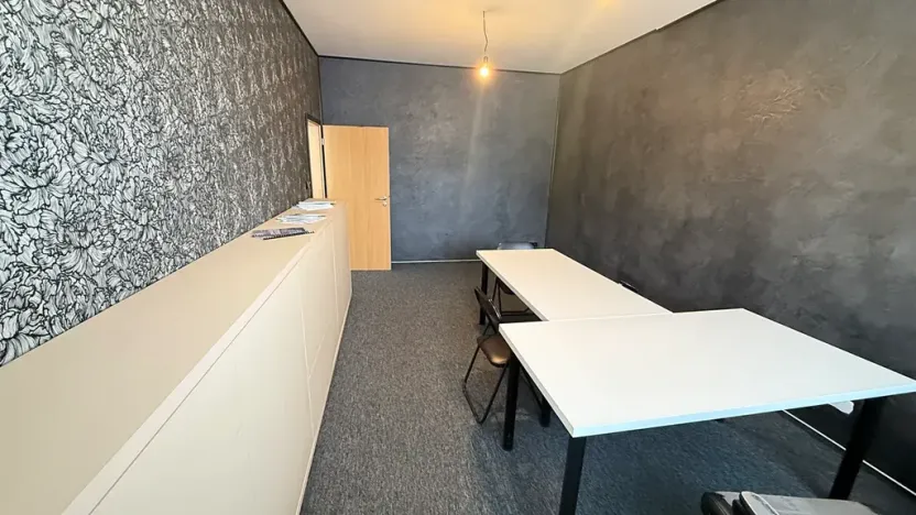 Pronájem kanceláře, Plzeň, Jateční, 230 m2