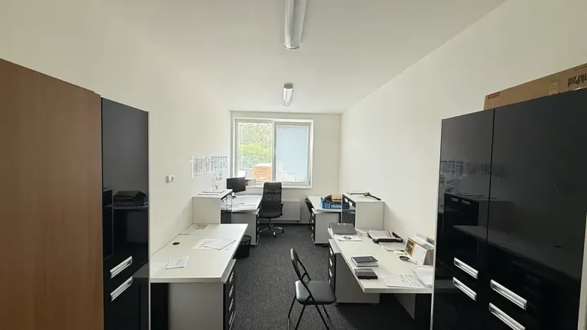 Pronájem kanceláře, Plzeň, Jateční, 230 m2