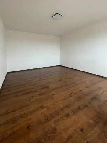 Pronájem bytu 1+1, Chomutov, Jirkovská, 33 m2