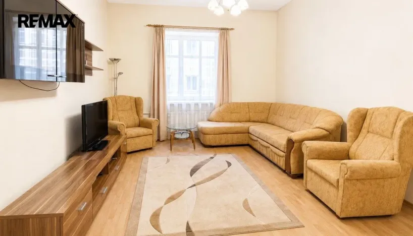 Pronájem bytu 2+1, Karlovy Vary, Foersterova, 57 m2