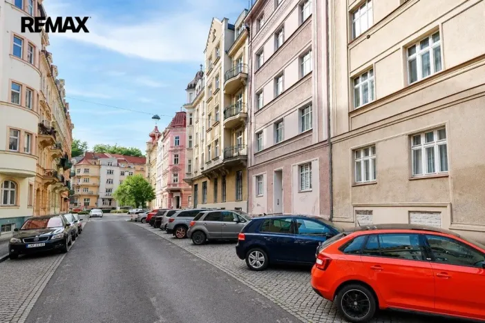 Pronájem bytu 2+1, Karlovy Vary, Foersterova, 57 m2