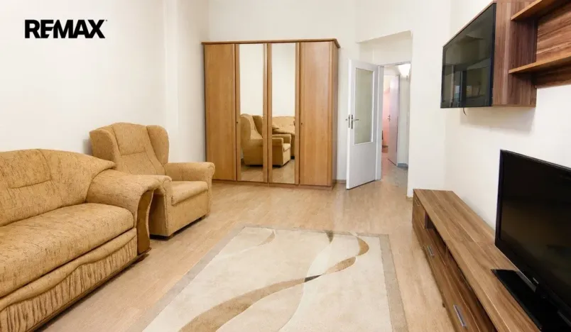 Pronájem bytu 2+1, Karlovy Vary, Foersterova, 57 m2