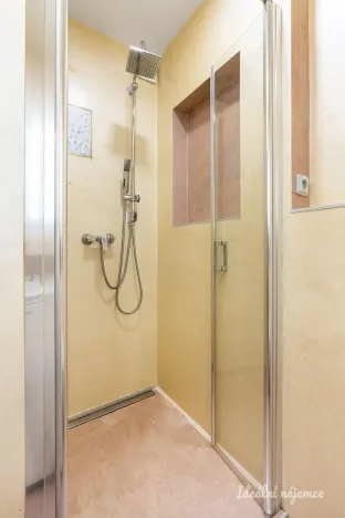 Pronájem bytu 2+kk, Praha - Střížkov, Jablonecká, 47 m2