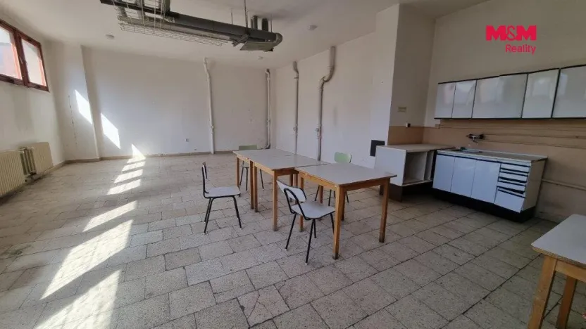 Pronájem obchodního prostoru, Orlová - Lutyně, F. S. Tůmy, 739 m2