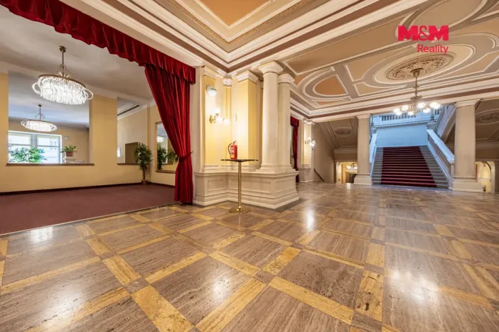 Pronájem kanceláře, Praha - Vinohrady, náměstí Míru, 54 m2
