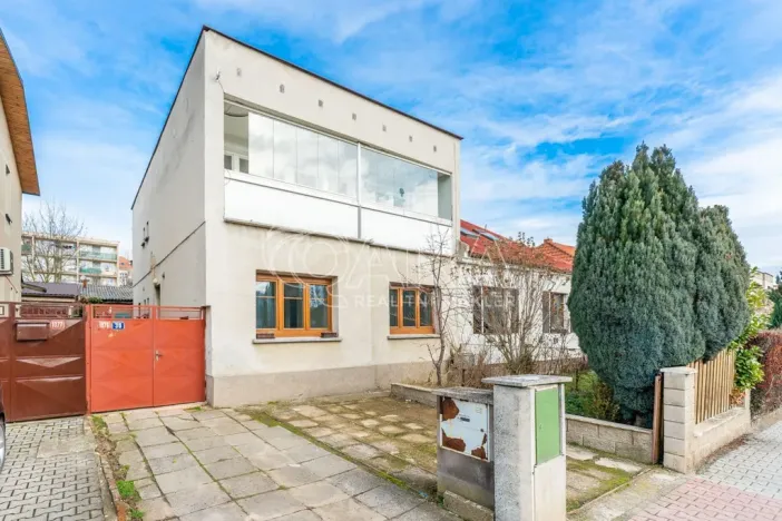 Pronájem rodinného domu, Slaný, Arbesova, 145 m2
