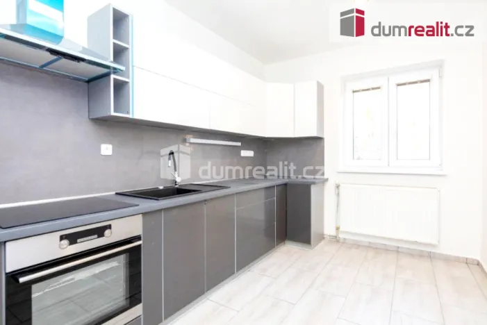 Pronájem bytu 3+1, Ústí nad Labem - Neštěmice, Opletalova, 104 m2