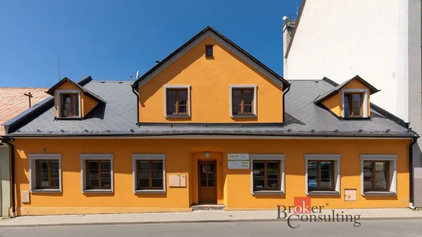 Pronájem kanceláře, Bruntál, Partyzánská, 225 m2