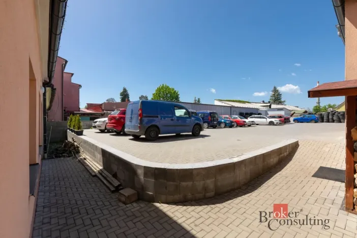 Pronájem kanceláře, Bruntál, Partyzánská, 225 m2