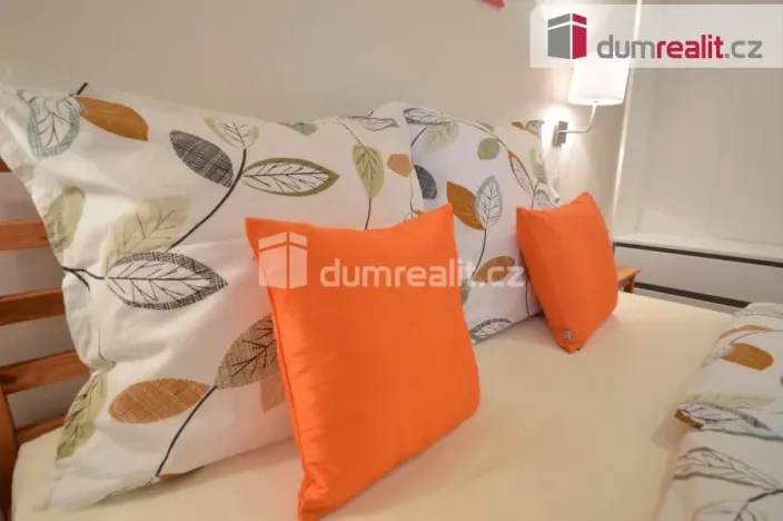 Pronájem bytu 2+kk, Praha - Smíchov, Svornosti, 42 m2