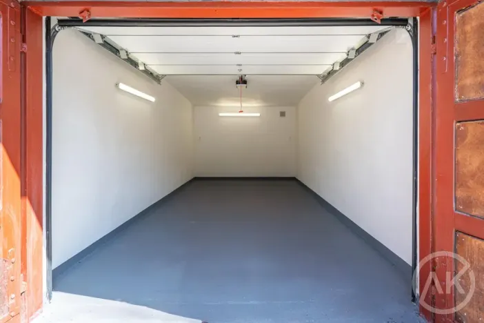 Pronájem garáže, Ostrava - Zábřeh, U Zámku, 24 m2