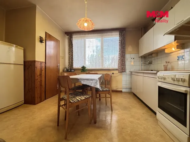 Prodej rodinného domu, Police, 90 m2