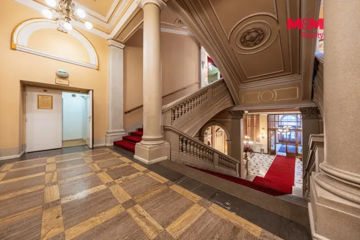 Pronájem kanceláře, Praha - Vinohrady, náměstí Míru, 60 m2