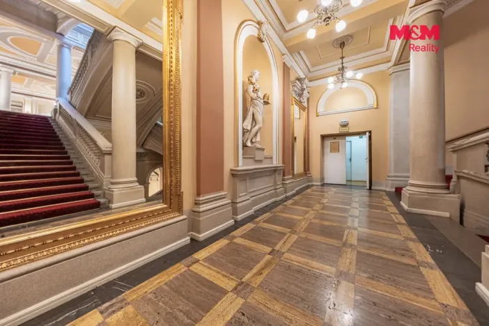 Pronájem kanceláře, Praha - Vinohrady, náměstí Míru, 92 m2