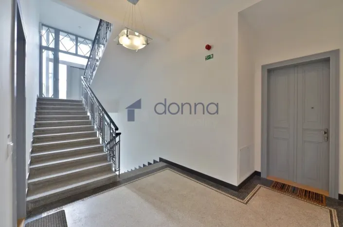 Pronájem bytu 3+kk, Praha, Laubova, 109 m2