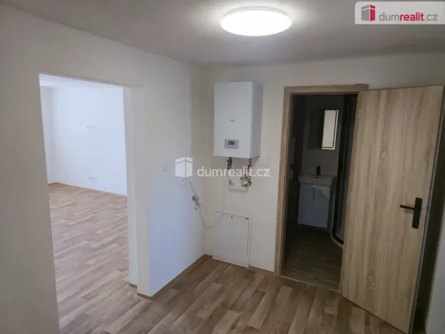 Pronájem bytu 3+1, Všejany, Zavadilská, 86 m2