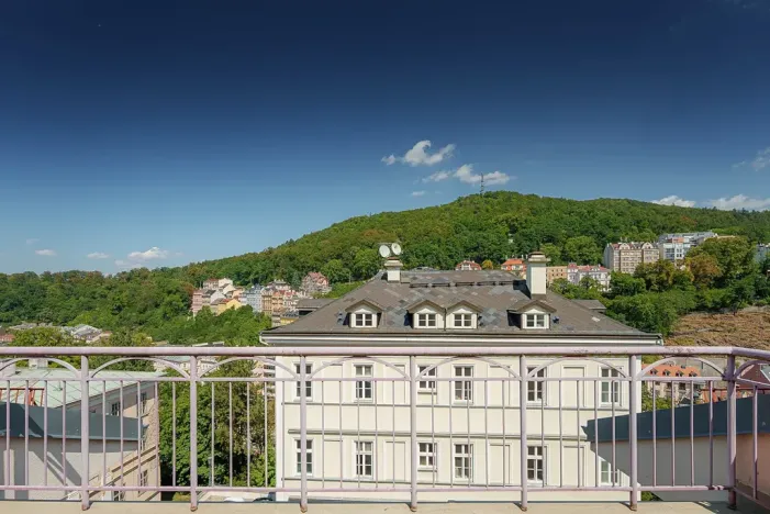 Prodej bytu 3+kk, Karlovy Vary, Zámecký vrch, 108 m2