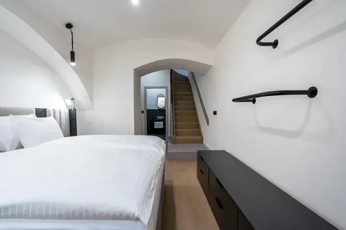 Prodej atypického bytu, Praha - Karlín, Prvního pluku, 50 m2