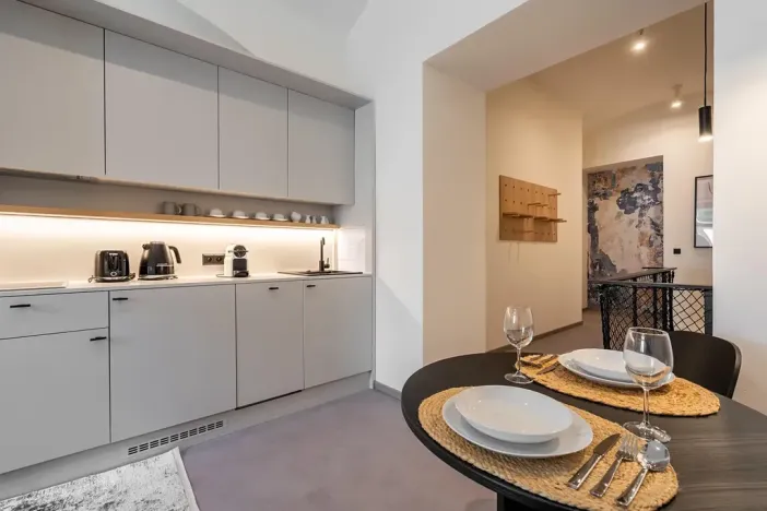 Prodej atypického bytu, Praha - Karlín, Prvního pluku, 50 m2