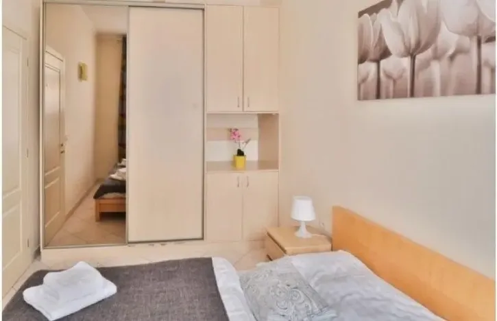Pronájem bytu 2+kk, Praha - Nové Město, Tyršova, 35 m2
