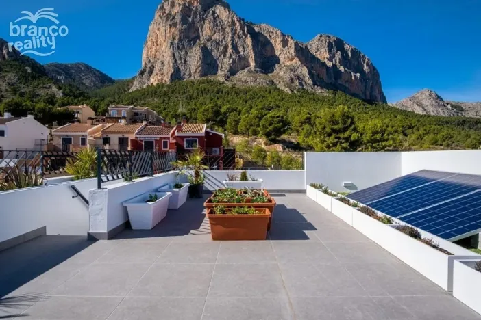 Prodej rodinného domu, Polop, Alicante, Španělsko, 277 m2