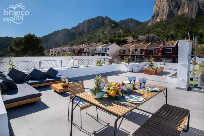 Prodej rodinného domu, Polop, Alicante, Španělsko, 277 m2