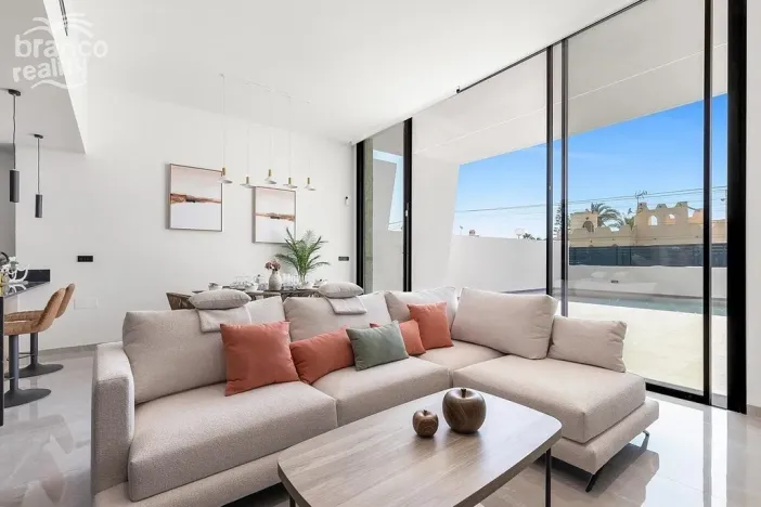 Prodej rodinného domu, Torrevieja, Alicante, Španělsko, 120 m2