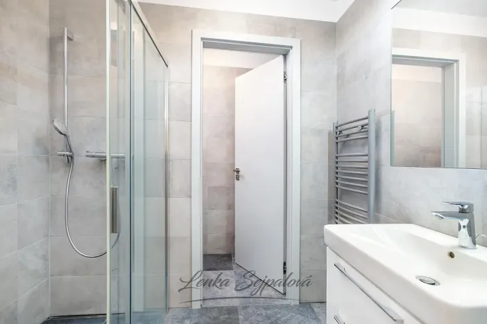 Prodej bytu 1+kk, Pardubice - Zelené Předměstí, Hronovická, 62 m2