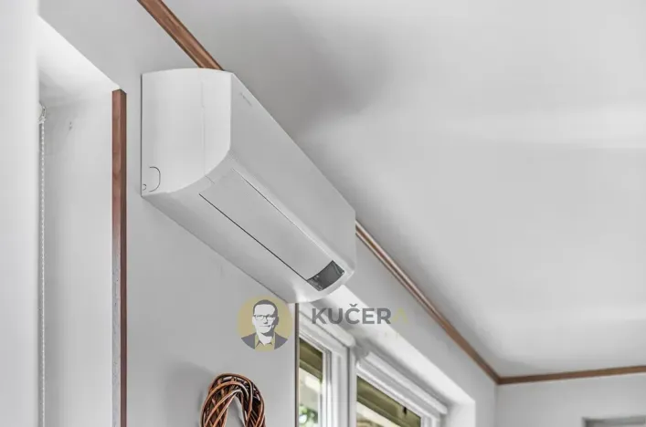Prodej bytu 2+kk, Praha - Újezd nad Lesy, Račiněveská, 95 m2
