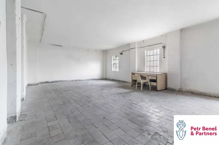 Prodej obchodního prostoru, Rakovník, Husovo náměstí, 622 m2