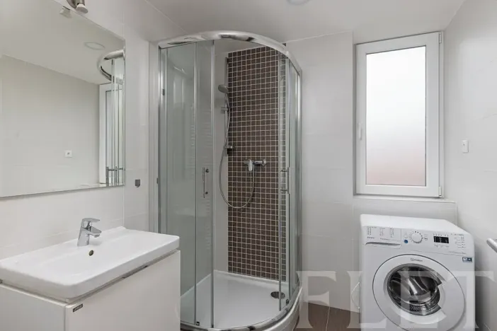 Pronájem bytu 1+kk, Praha - Vršovice, Petrohradská, 37 m2