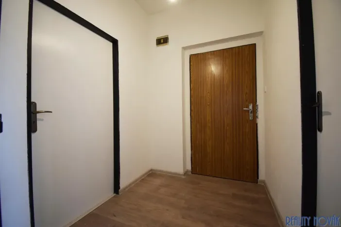 Pronájem bytu 1+1, Ústí nad Labem - Krásné Březno, Drážďanská, 42 m2