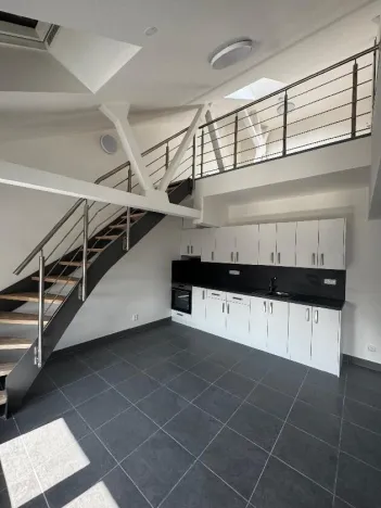 Pronájem bytu 2+kk, Šternberk, náměstí Svobody, 71 m2