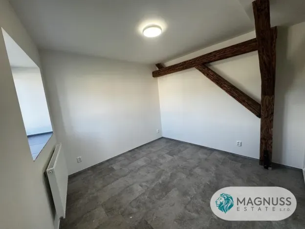 Pronájem bytu 2+kk, Šternberk, náměstí Svobody, 40 m2