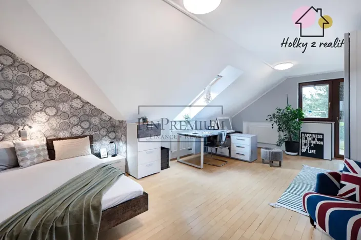 Prodej rodinného domu, Praha - Šeberov, Karfíkova, 354 m2