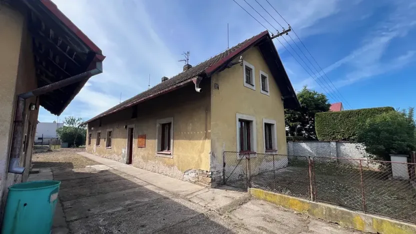 Prodej rodinného domu, Břehy, Bahníkova, 198 m2